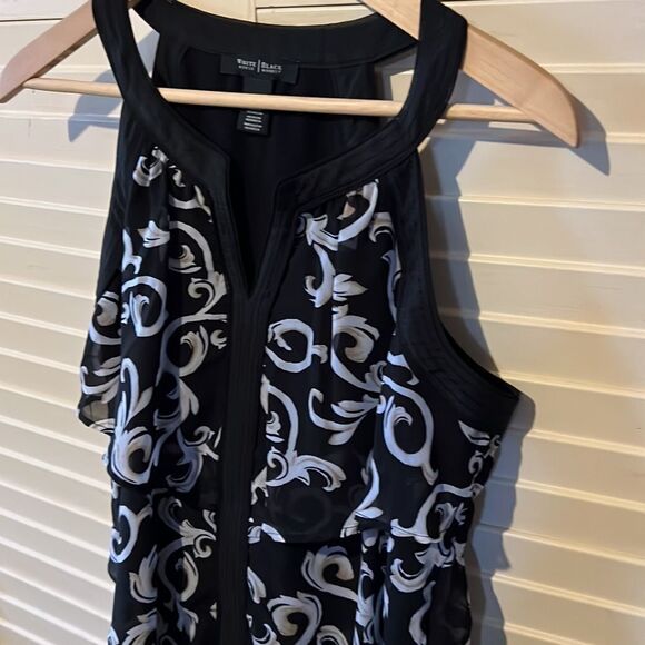 White House Black market sleeveless ruffle blouse size small - Picture 2 of 8